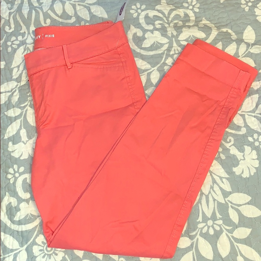 NWT ON Pixie Chino